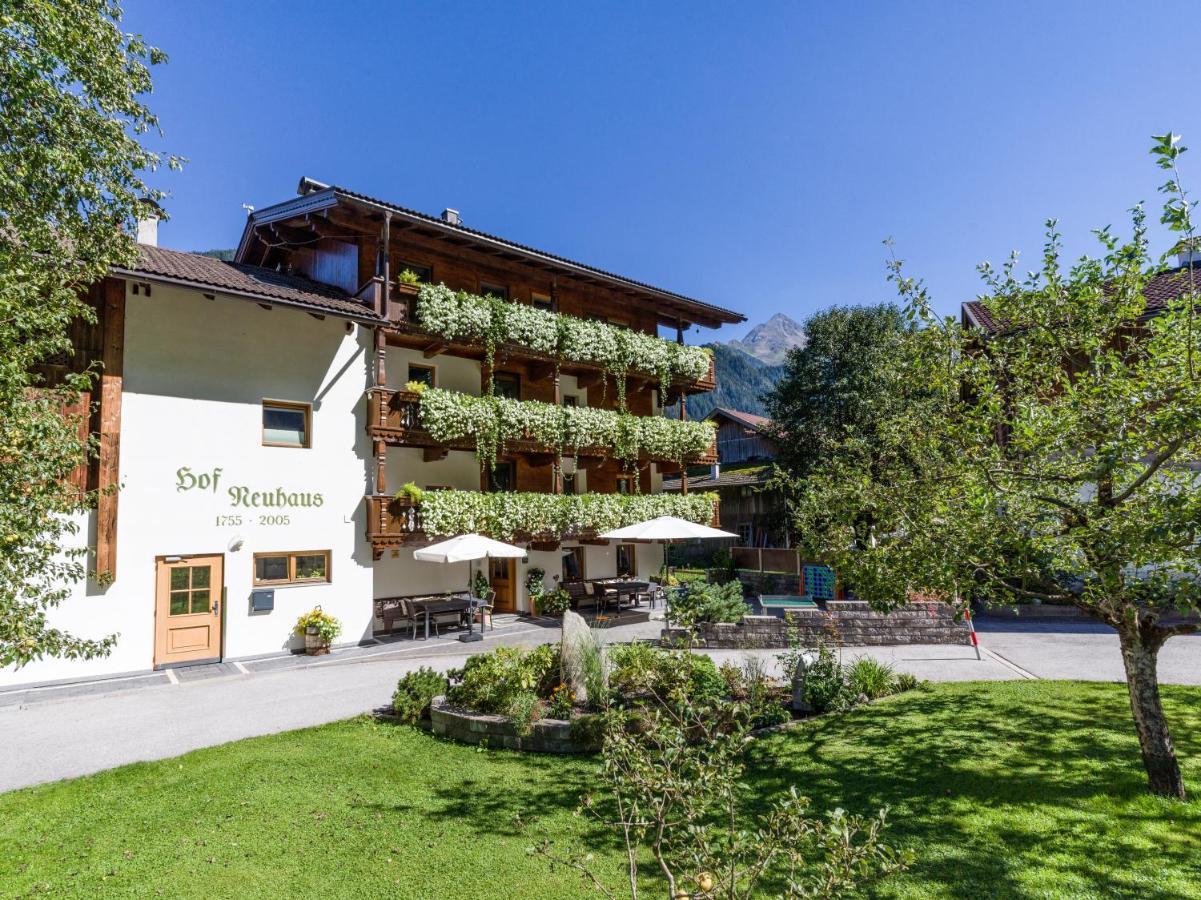 Hof Neuhaus Appartement Mayrhofen Buitenkant foto