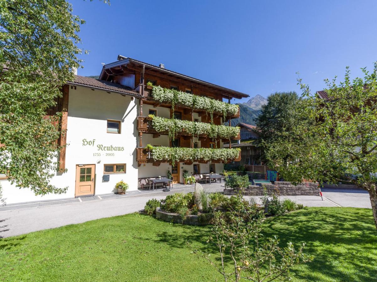 Hof Neuhaus Appartement Mayrhofen Buitenkant foto
