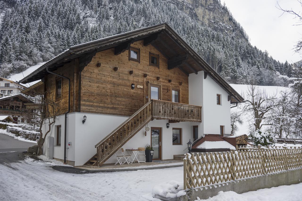 Hof Neuhaus Appartement Mayrhofen Buitenkant foto