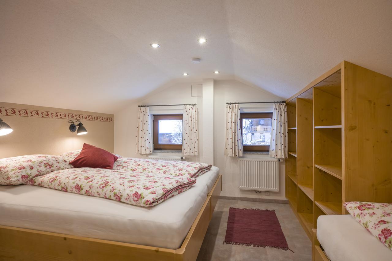 Hof Neuhaus Appartement Mayrhofen Buitenkant foto