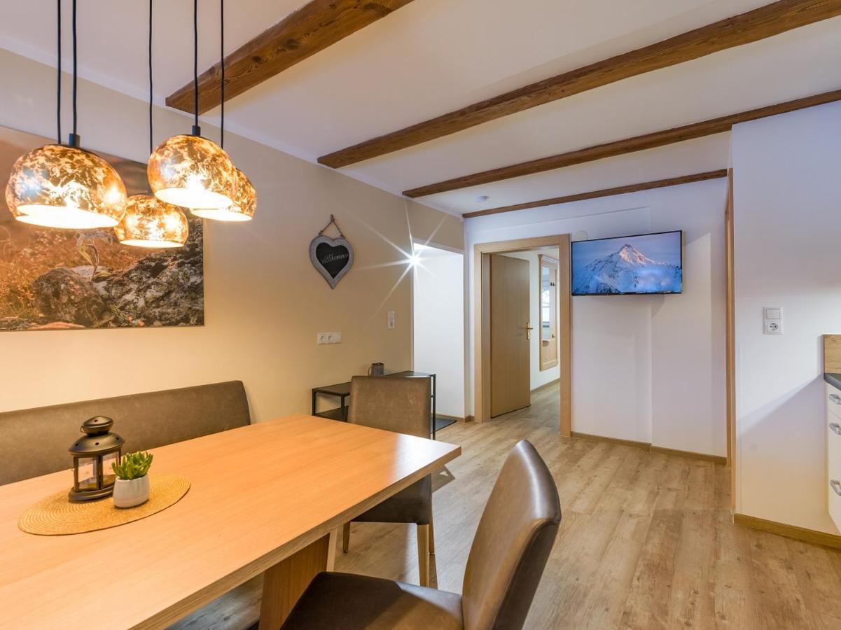 Hof Neuhaus Appartement Mayrhofen Buitenkant foto